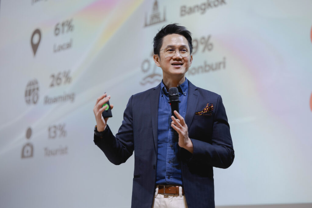 Speaker presenting Pink Economy data at Thailand Pride Economy Forum